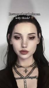 Kandice Dotson's Instagram, Twitter & Facebook