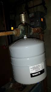 I just flushed my hot water heater as you mentioned and now the pressure relief valve is leaking. Water Leaking From Air Vent Above Expansion Tank Doityourself Com Community Forums