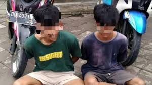 Đã đánh giá 5 tháng 8, 2015 qua di động. Https Makassar Tribunnews Com 2021 06 08 Warga Minta Aktivitas Tambang Di Area Pekuburan Baccara Sinjai Dihentikan Https Cdn 2 Tstatic Net Makassar Foto Bank Images Aktivitas Penambangan Di Area Pekuburan Umum Dusun Baccara Jpg Aktivitas