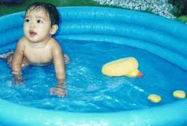 Well, some parents prefer to bathe their babies during the day because it is convenient and practical for them. Baby Bath Time Bonding Tips The 24 Hour Mommy