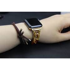 The stainless steel version does a decent job of hiding normal wear and tear, but after a while, you may notice some light scratches so it does require a little maintenance. Rose Gold Stainless Steel Compatible With Apple Watch Metal Chain Iwatch 38mm 40mm 42mm 44mm Band