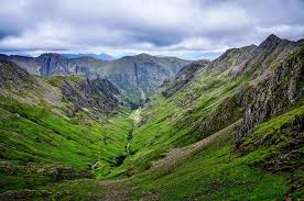 Góry są tu wielkie, choć nie mówią nam o tym ich wysokości. Wycieczka Trekking W Gorach Szkocji Gory Nie Z Tej Ziemi Trekking Szkocja