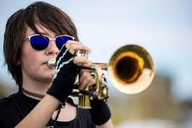 High school bands brave wintry weather in final days of prep before state  competition