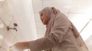 Itulah beberapa manfaat membaca surat yasin dan surat lainnya didalam al quran, semoga bermanfaat. Ini Bacaan Lengkap Surah Yasin Ayat 1 83 Bahasa Arab Dan Latinnya Harus Siap Diamalkan Pos Kupang
