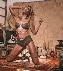 Nicole neumann was born on october 31, 1980 in buenos aires, federal district, argentina as nicole unter ruberbache neumann. Nicole Neumann Showed Her Most Audacious Version Ultra Cut Bodysuit Garter Belt And Buccaneers Zyri