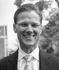 Elizabeth Balin's Instagram, Twitter & Facebook