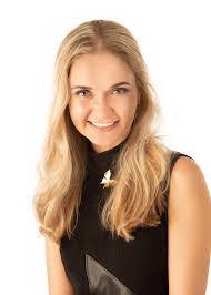 Rita Marin's Instagram, Twitter & Facebook