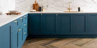 This flooring material can handle heavy foot traffic, spills, stains and cooking mishaps. Choosing Kitchen Floor Tiles That Look Good And Keep Clean Topps Tiles