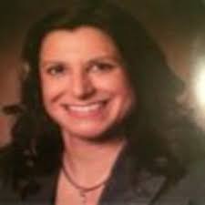 Karen Lindahl's Instagram, Twitter & Facebook