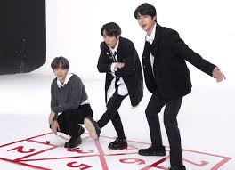 I can't believe it's been 7 years since we've known each other… i remember when i first met you. Bts Members Jin Suga Jungkook Play Hopscotch And It Will Remind You Of Your Childhood Days Bollywoodbio Sweden