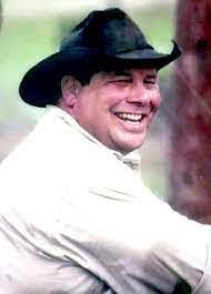 Dimas Galvan's Instagram, Twitter & Facebook