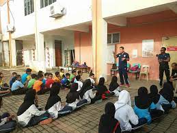 Ini dibuat bersempena pertandingan ucapan hari raya anjuran akademi youtuber malaysia (ayu). Sk Taman Bunga Sekolah Kebangsaan Bandar Sungai Buaya Facebook