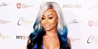 Deryck also joined chyna, dressed in a he captioned the clip, in the place to be #blacchyna #versace. his comment makes reference to one of the explicit photos kardashian posted to his. Blac Chyna Takes Her Wig Off And Reveals Long Healthy Natural Hair Lifestyle Bet Com