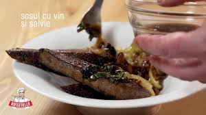 Se adauga ficateii si se lasa la calit, impreuna cu cimbrul, putin piper si sare. Bonatello ReÅ£eta Pentru Ficat De ViÅ£el In Sos Italian Youtube