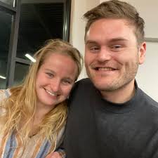 Let's start this week love 🤍✨