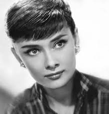 Recognised as both a film and fashion icon. Ù…Ù† Ù‡ÙŠ Ø£ÙˆØ¯Ø±ÙŠ Ù‡ÙŠØ¨ÙˆØ±Ù† Ø§Ù„Ø³ÙŠØ±Ø© Ø§Ù„Ø°Ø§ØªÙŠØ© Ù„Ù„Ù…Ù…Ø«Ù„Ø© Ø£ÙˆØ¯Ø±ÙŠ Ù‡ÙŠØ¨ÙˆØ±Ù† 2014 ØµÙˆØ± Ø£ÙˆØ¯Ø±ÙŠ Ù‡ÙŠØ¨ÙˆØ±Ù† 2014 Audrey Hepburn