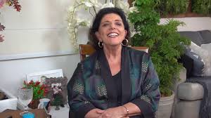 Foi apresentadora do programa diário sem censura, durante 20 anos na tv brasil. Leda Nagle Leda Nagle