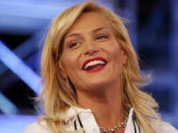 Find the latest tracks, albums, and images from simona ventura. Simona Ventura Da Bambina Volevo Diventare Suora Il Matrimonio Con Giovanni Terzi Nel 2020 Corriere It