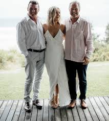 Bo Luca Leila Gown Used Wedding Dress Bo And Luca Wedding Dresses Used Wedding Dresses