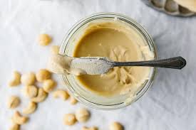 This Macadamia Cashew Butter Blend Is One Of My Favorite Homemade Nut Butters It S Delicious Super Creamy And Only Ta Butter Healthy Homemade Nut Butter Food