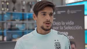 Negotiations lasted all week between fiorentina and river plate, and on sunday media sources began to confirm that agreement had been reached for lucas martinez quarta to move to italy for a total of around €12m, including achievable bonuses. Lucas Martinez Quarta Nos Dejaron Una Vara Demasiado Alta Telam Agencia Nacional De Noticias