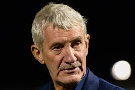 On 8 september 2008, hughton was named caretaker manager of newcastle following the departures of keegan, terry mcdermott and adam sadler. Qgzz2keqsnubhm