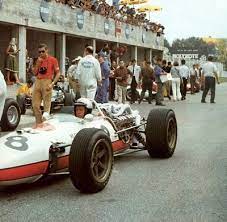 the screaming 3 liter honda ra273 monza 1966 フォーミュラカー 本田技研工業 ホンダ