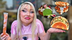 I went to a BREAKFAST street food market (I'm in heaven)