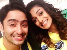Erica fernandes and shaheer sheikh make for one of the most loved couples on screen. Erica Fernandes Erica Fernandes Clarifies Her Relationship With Shaheer Sheikh Puts Speculations Of Break Up To Rest Times Of India