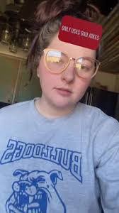 Shelby Betts's Instagram, Twitter & Facebook