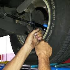 Keduanya memiliki peranan yang cukup. Tak Banyak Yang Tahu Dan Paham Ini Fungsi Tie Rod Mobil Otomotif Liputan6 Com