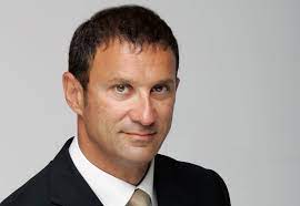 Ce devis devra être signé et une période de 15 jours est obligatoire pour pouvoir signer le consentement éclairé. Chirurgien Esthetique A Antibes Henry Delmar