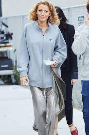 Say goodbye (for now) to blake lively's trademark long blonde hair! Blake Lively Short Hair Shemazing