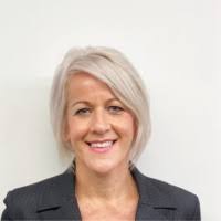 1400+ "Leesa" profiles