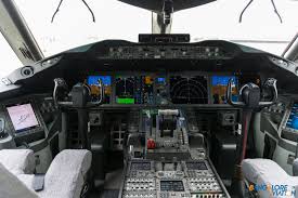 The interior features 30 fully flat business class seats and 270 economy class seats. Farnborough Air Show 2014 Kicks Off Inside The Boeing 787 9 Bangalore Aviation