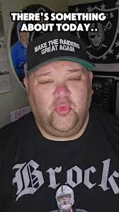 the Raider dont play today but for some reason it feels like game day....  raiders have the first pick in the draft and tonight oregons dante moore  squares up with Indianas FERNANDO Mendoza..., ...