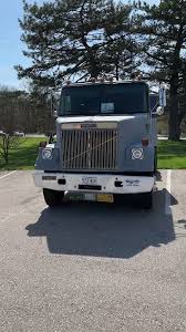Image result for Traffic White 1987 Truck
