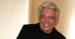 Alberto Vázquez dice adiós a los escenarios por problemas de salud -  Uniradio Informa