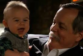 Hello! So, nearly Christmas 😂😂 I wondered if any one of you clever  artistic people do chainsaw Christmas trees? A rustic, tree stump type  carving is what I'm after (Pinterest pic as