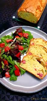 Cake Sale Au Fromage De Chevre Petits Pois Carottes Et Jambon Facultatif Cake Fromagedechevre En 2020 Petits Pois Carottes Fromage De Chevre Repas