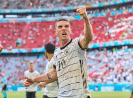 Newsnow aims to be the world's most accurate and comprehensive leeds united news aggregator, bringing you the latest whites headlines from the best leeds sites and other key national and regional sports sources. Leeds United Told To Pursue Gosens Deal By Robinson