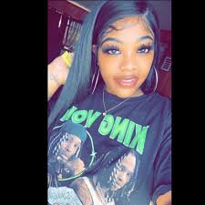 ᏌᏰᎡᎥᏌ ᏬᎡᎾᎹ updated her profile picture.