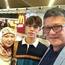 相片發佈者：Mordred Pendragon（@r.a.holt）