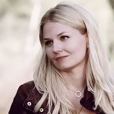 Emma Swan (@OfRedJacketSwan)