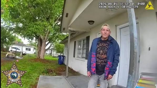 LEECOUNTY 😡POS FATHER ARRESTED FOR KILLING KITTENS IN FRONT OF TEENAGE  DAUGHTER😡 A Fort Myers man was arrested for 𝗮𝗴𝗴𝗿𝗮𝘃𝗮𝘁𝗲𝗱  𝗮𝗻𝗶𝗺𝗮𝗹 𝗰𝗿𝘂𝗲𝗹𝘁𝘆 after 𝗸𝗶𝗹𝗹𝗶𝗻𝗴 𝘁𝘄𝗼 𝗰𝗮𝘁𝘀 𝗮𝗻𝗱  𝗶𝗻𝗷𝘂𝗿𝗶𝗻𝗴 𝗮 𝘁𝗵𝗶𝗿𝗱. Deputies ...
