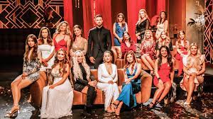 In the new episode 5, which is scheduled to air this tuesday night, august 31, 2021, the women will be getting prepared to hand out their roses, and the men will get quite nervous. Der Bachelor 2021 So Streamen Sie Die Neue Staffel Computer Bild