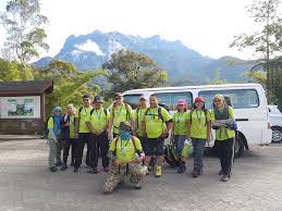 Oleh sebab itu, lo juga harus menyiapkan pemandu gunung kinabalu diketahui hanya diperbolehkan membimbing tiga orang pendaki. Mt Kinabalu 13 14 May 2017 Via Timpohon The Life Journey