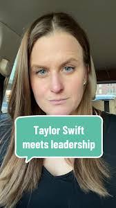 Taylor Fielding's Instagram, Twitter & Facebook