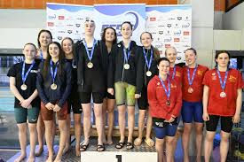 Image result for tbn:nS7VVzE55vmeuM::www.sportnat.com/lapouneur/bouton/course.gif