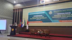 Calon yang menyertai skim latihan ditawarkan berpeluang mendapat lantikan sebagai pegawai perkhidmatan pendidikan di kolej matrikulasi kementerian. Inipasti Com Rektor Uim Harap Dosen Jalankan Fungsi Tri Dharma Perguruan Tinggi
